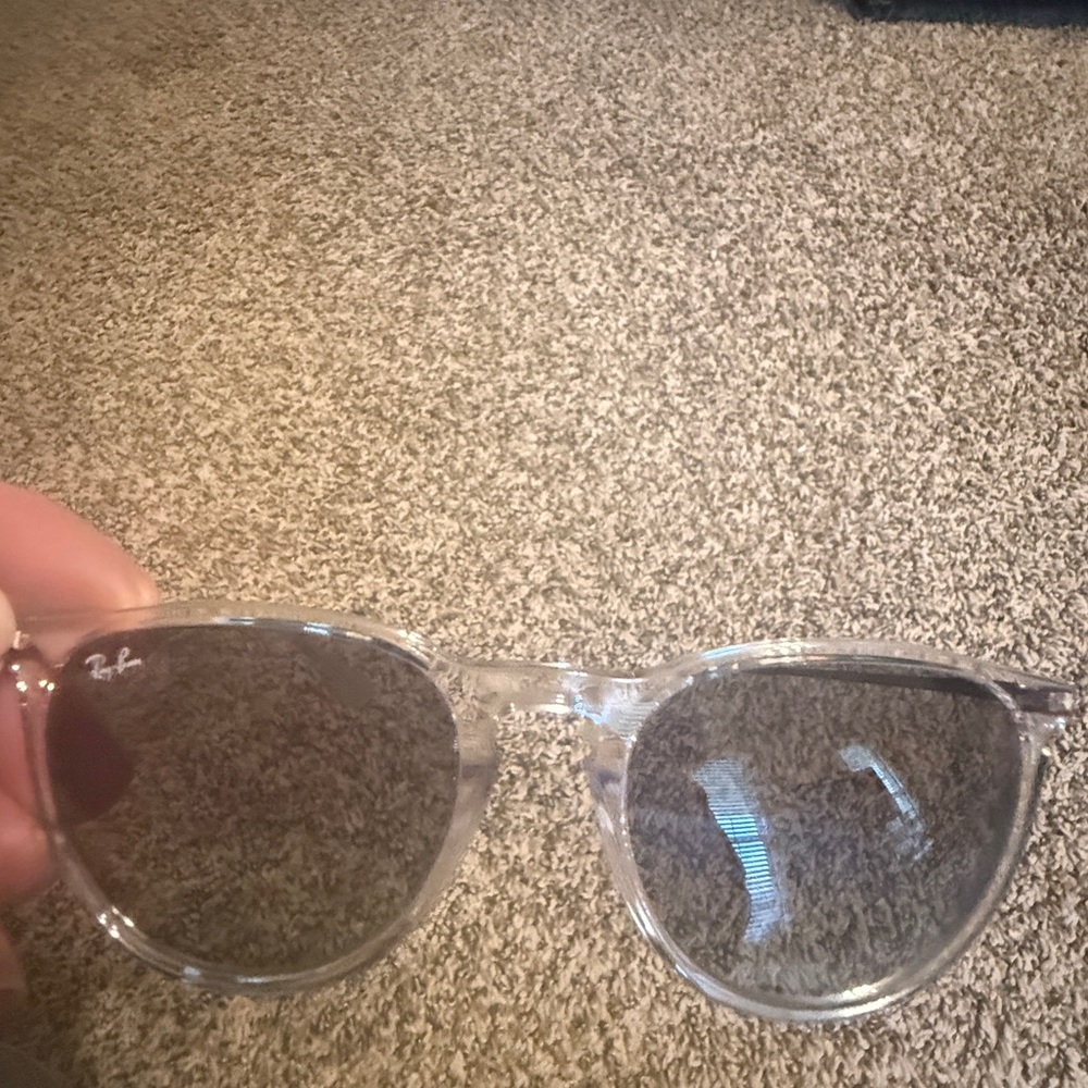 Ladies Ray Ban Erika 0RB4171 Sunglasses AUTHENTIC!